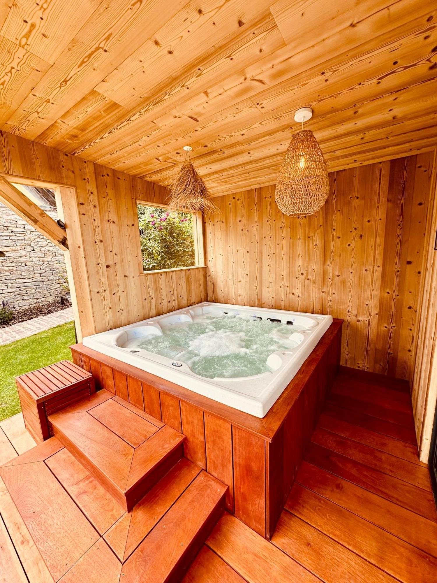 Gite Le Chut - Piscine & Jacuzzi - 11 A 14 Personnes Rangen Екстер'єр фото